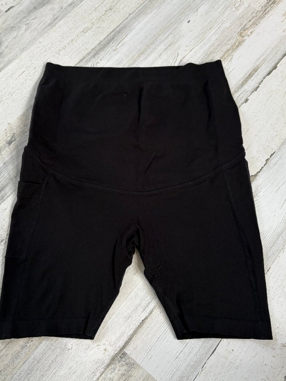 Time and Tru Maternity Size Small Black Bike Shorts